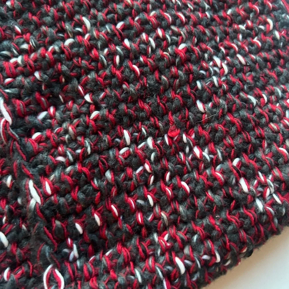Versona NEW red and charcoal  retro knit wrap one size acrylic cozy gift